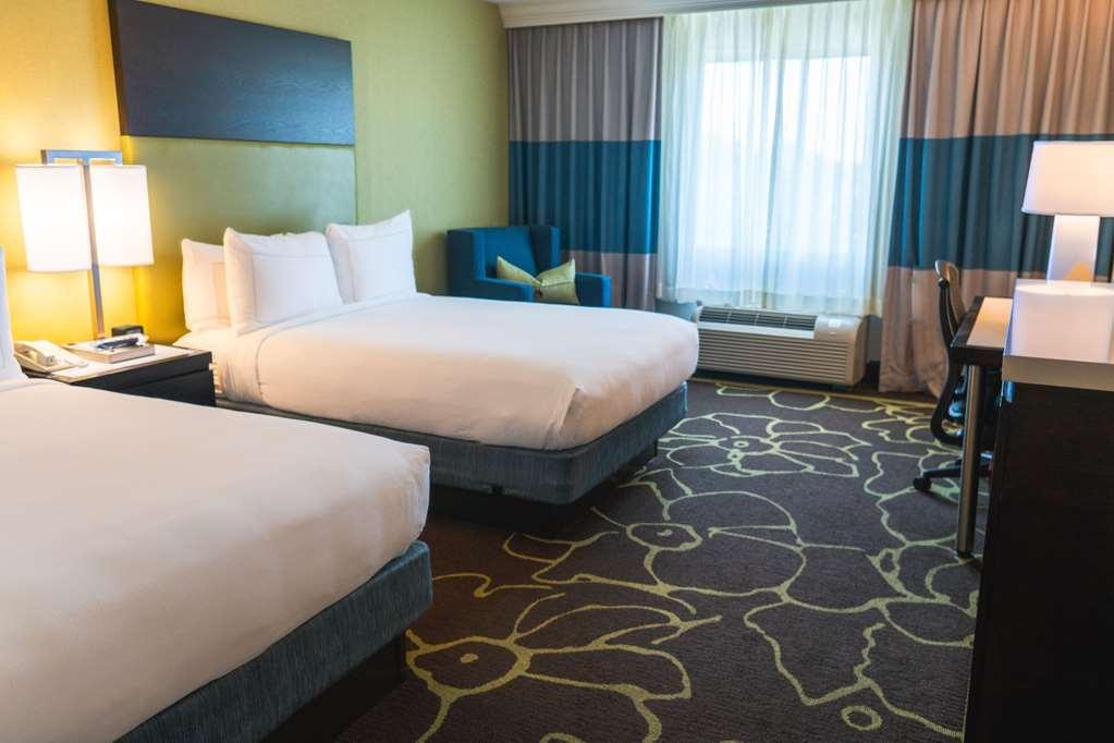 Doubletree By Hilton Charlotte Uptown Hotell Rum bild
