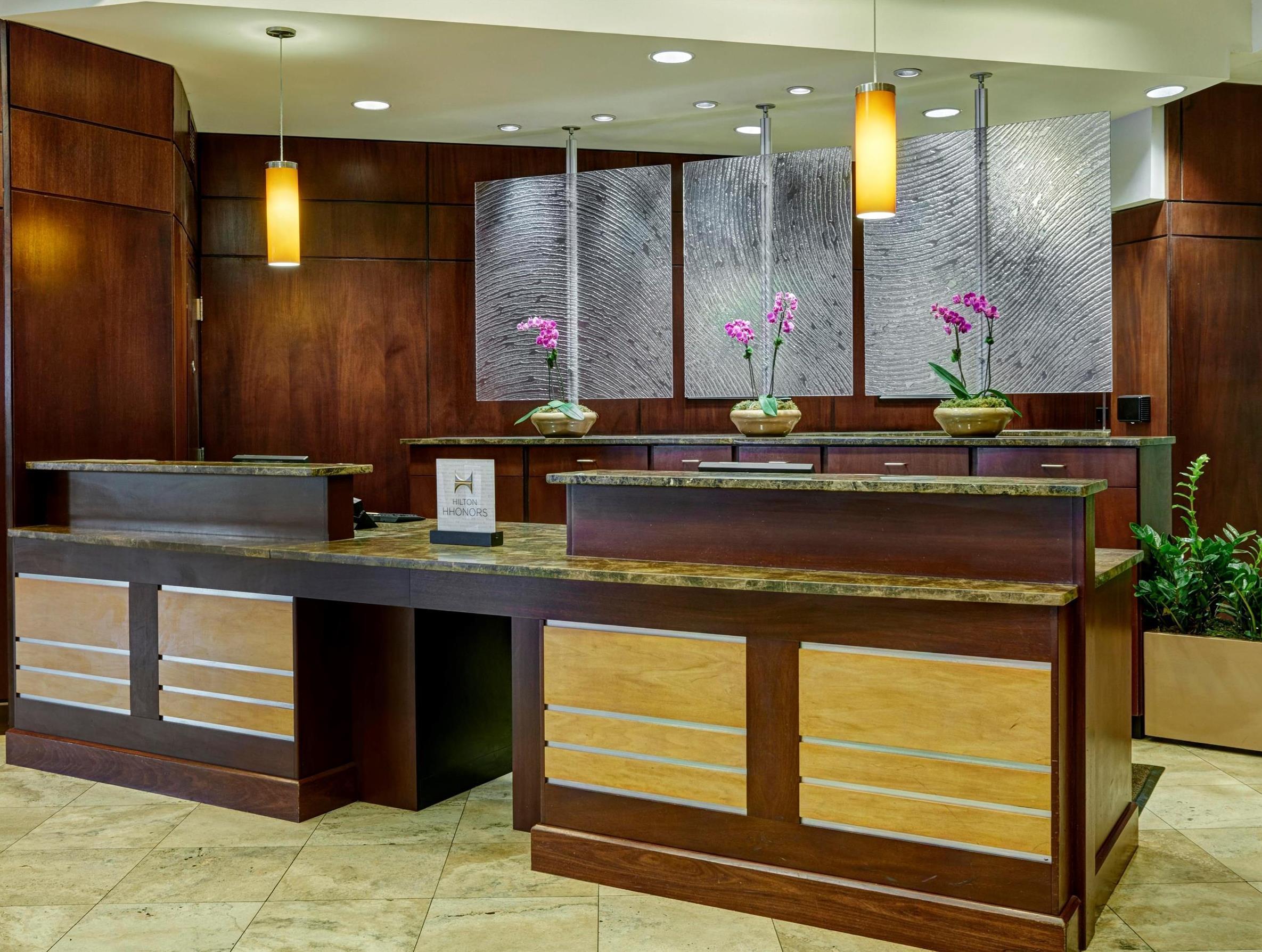 Doubletree By Hilton Charlotte Uptown Hotell Exteriör bild