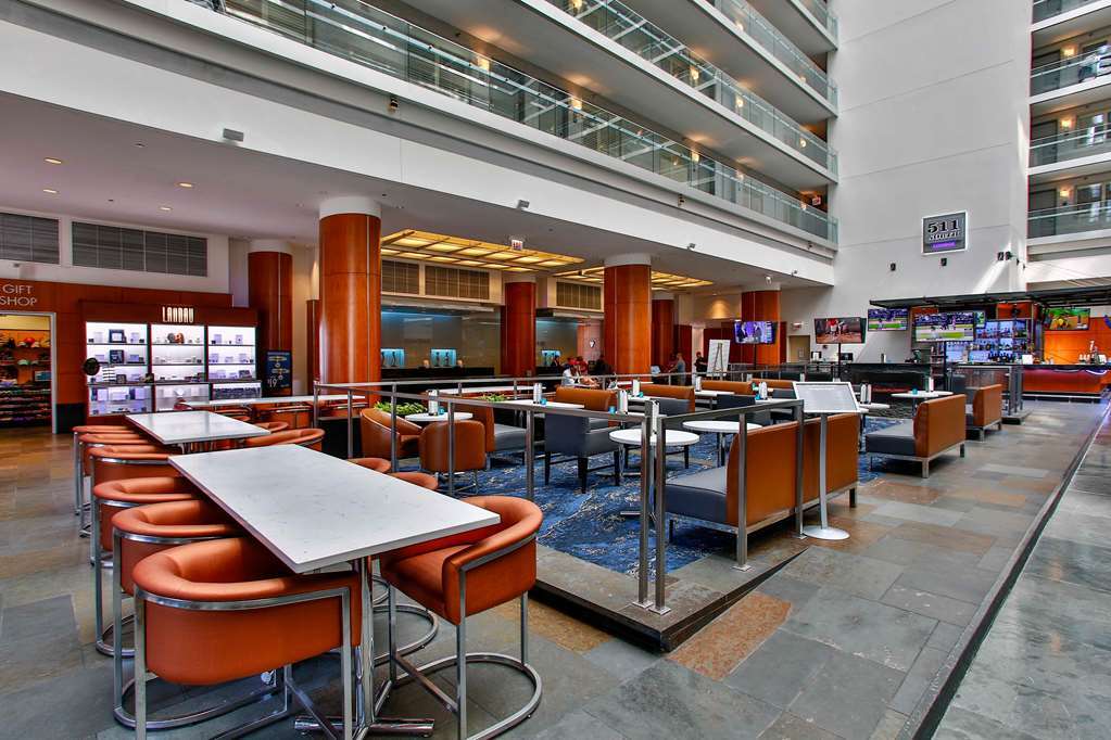 Doubletree By Hilton Charlotte Uptown Hotell Inreriör bild
