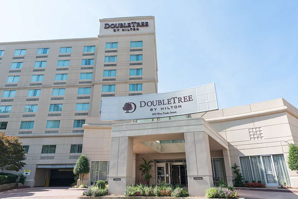 Doubletree By Hilton Charlotte Uptown Hotell Exteriör bild
